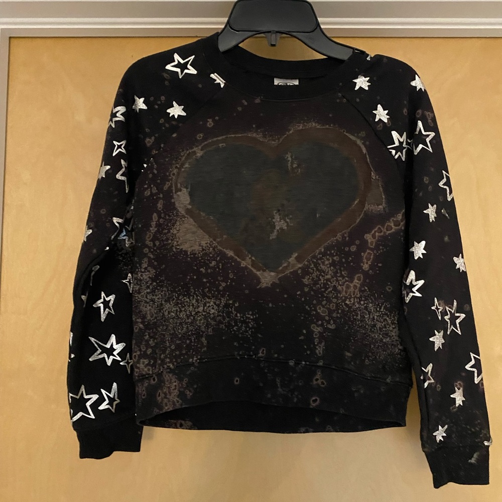 Hand painted by artist
